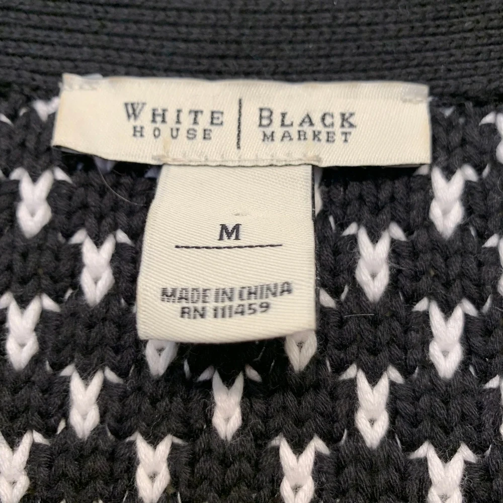 WHBM | Crochet Chunky Knit Button Front Pocket Cropped Cardigain